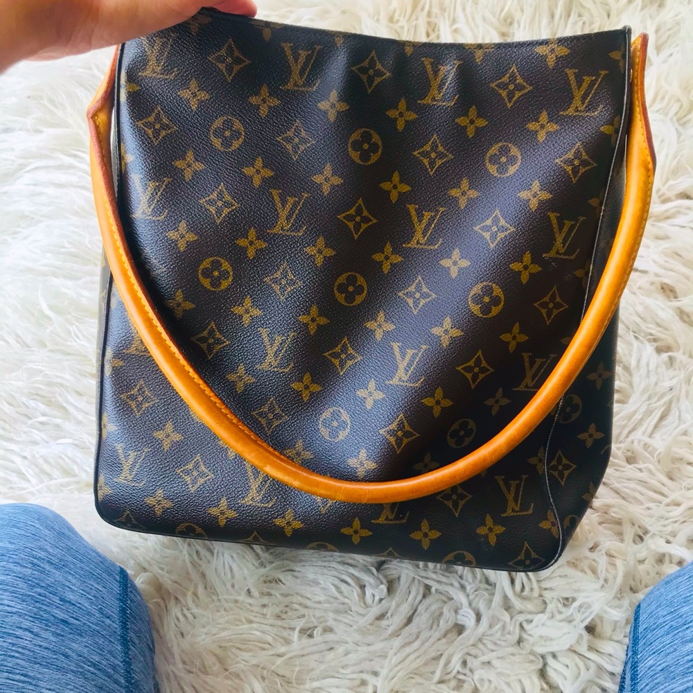 Louis Vuitton monogram canvas looping mm bag